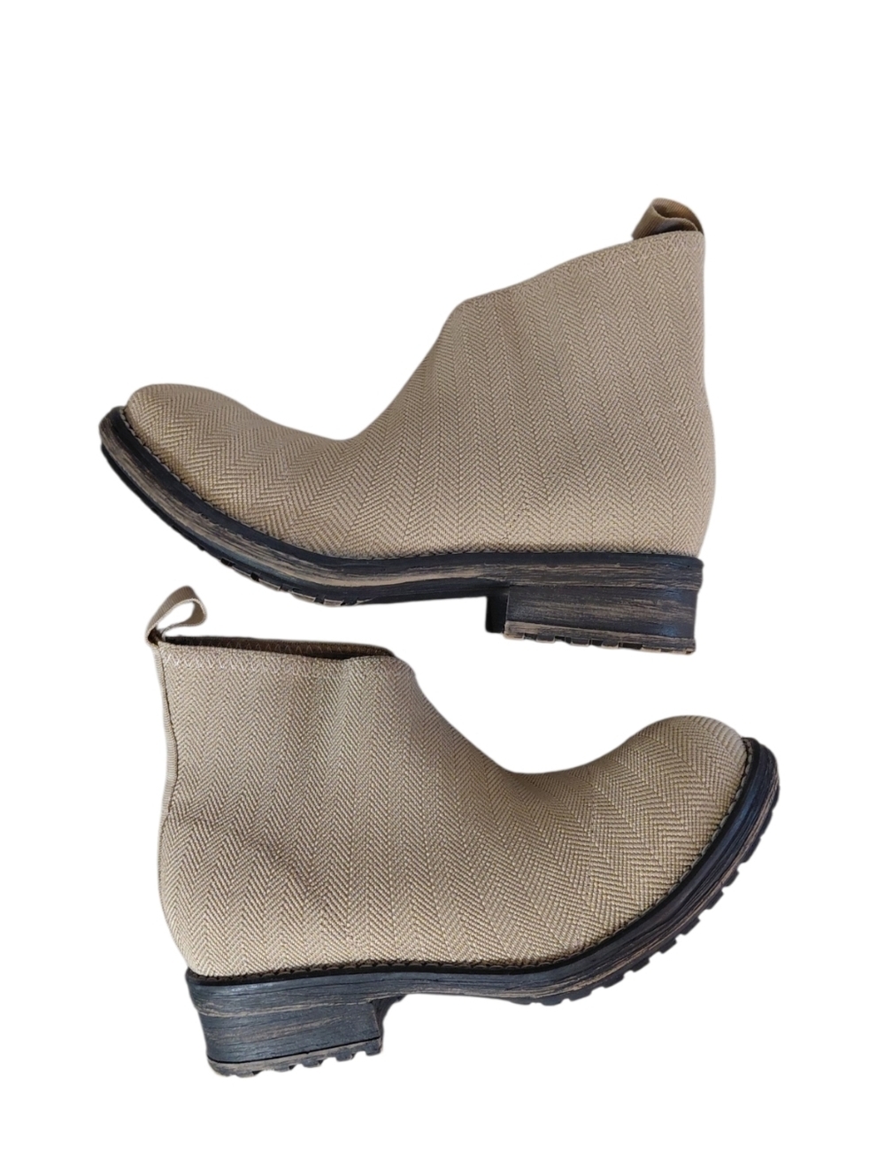 CHARLESTON SHOE CO. Tan Canvas Chelsea-Style Ankle Boots Size 7